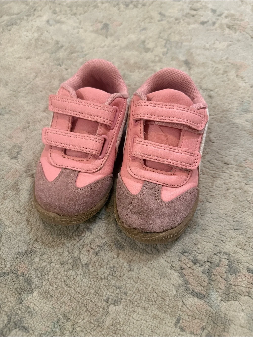 Cat & Jack Dakota Retro Sneaker - Toddler 8